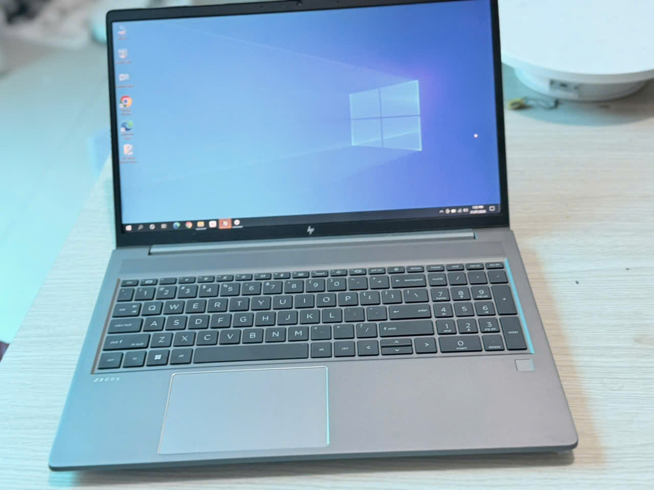 hp zbook 15 G8 chuyên thiết kế đồ họa